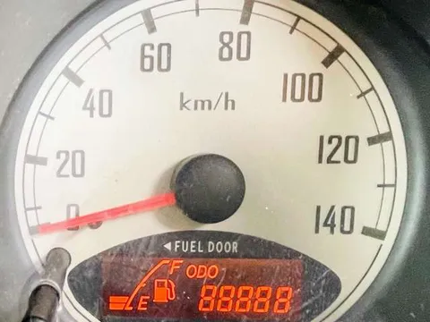Daihatsu Mira Gino