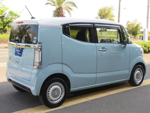 Honda N-BOX Slash