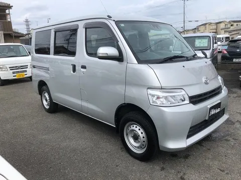 Toyota TownAce Van