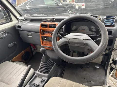 Mitsubishi Minicab Truck