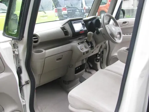 Honda N-BOX Plus