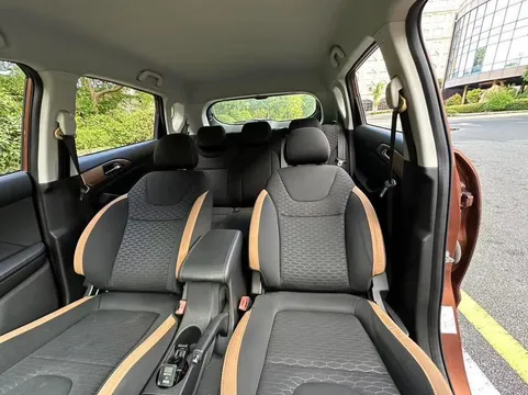 BAIC Senova X35