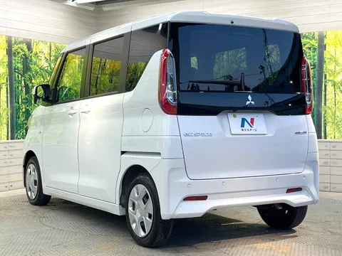 Mitsubishi eK Space