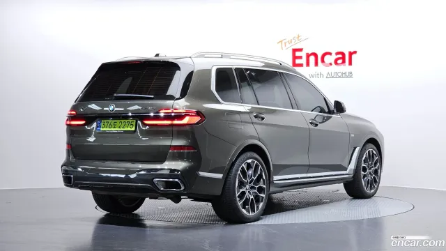 BMW X7