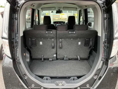 Subaru Justy Minivan