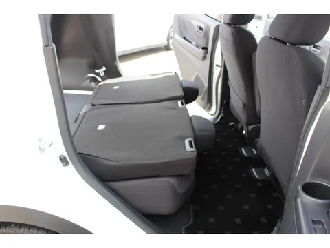 Mitsubishi eK X