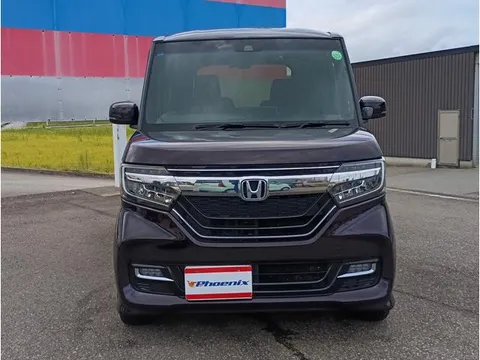 Honda N-BOX Custom