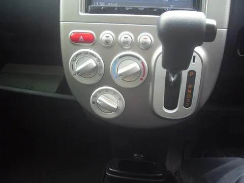 Nissan Otti