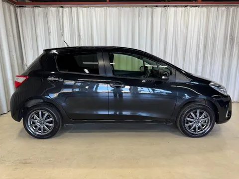 Toyota Yaris (Vitz)
