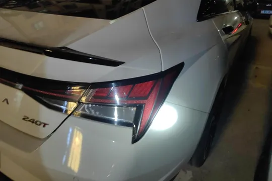Hyundai Elantra (Avante)