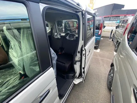 Suzuki Spacia Gear