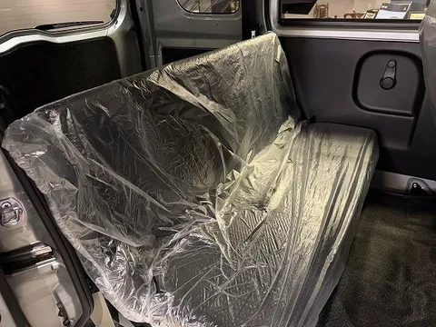 Nissan Clipper Van
