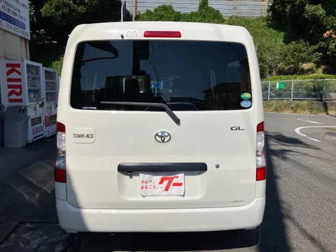 Toyota TownAce Van
