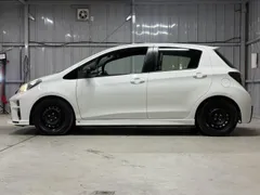 Toyota Yaris (Vitz)