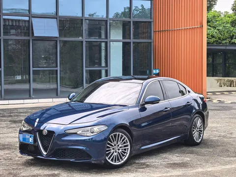 Alfa Romeo Giulia
