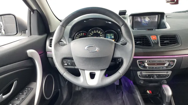 Renault SM3