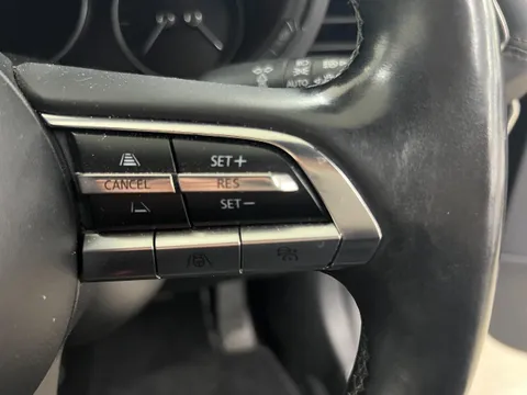 Mazda MAZDA3 Fastback