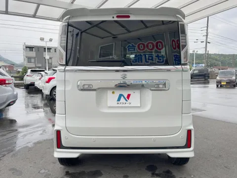 Suzuki Spacia Custom