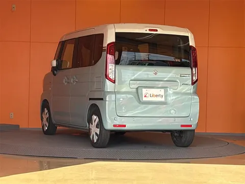 Suzuki Spacia