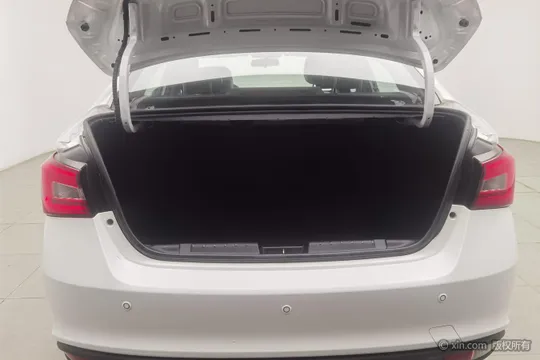 Chery Arrizo 5