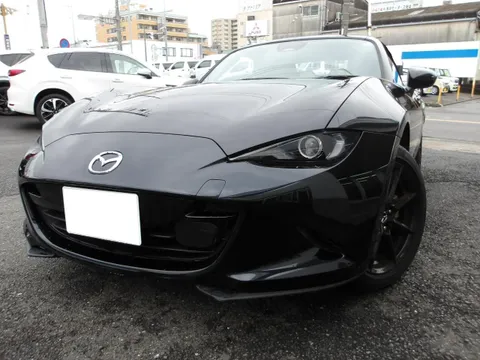 Mazda MX-5 (Roadster)