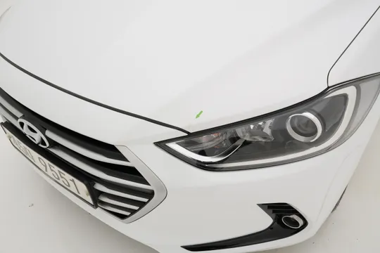 Hyundai Elantra (Avante)