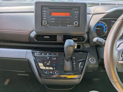 Mitsubishi eK X Space