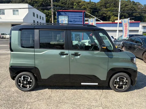 Mitsubishi Delica Mini