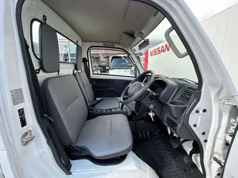 Nissan Clipper Truck