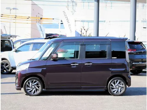 Suzuki Spacia