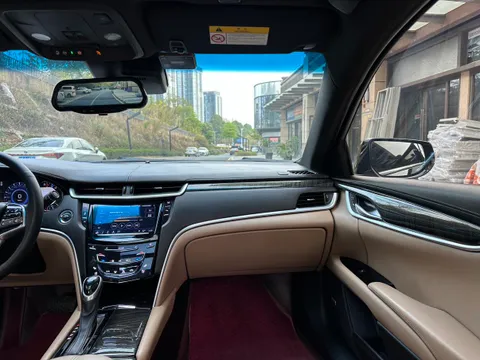Cadillac XTS