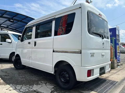 Nissan Clipper