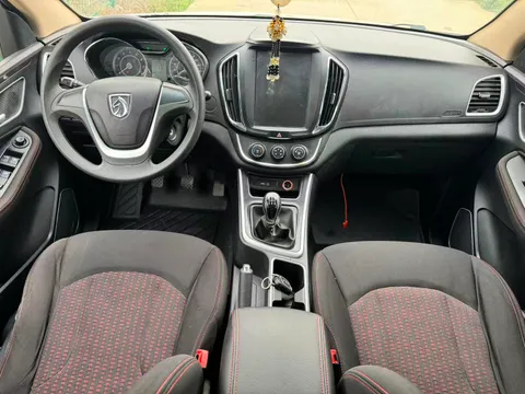 Baojun 560
