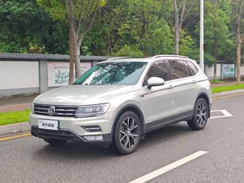 Volkswagen Tiguan L