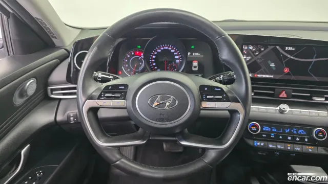 Hyundai Elantra (Avante)