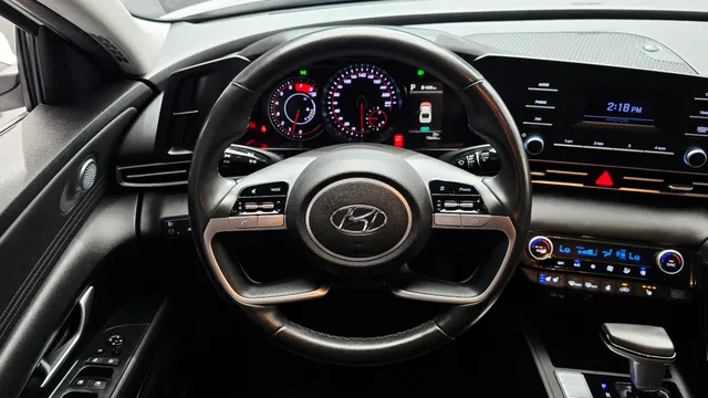Hyundai Elantra (Avante)