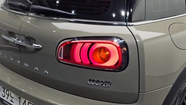 MINI Clubman