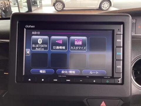 Honda N-BOX Custom