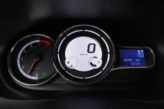 Renault SM3
