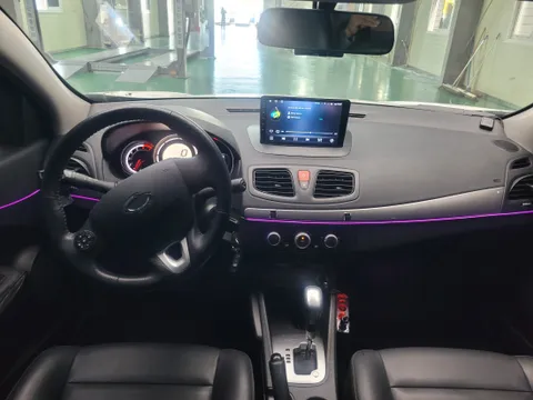 Renault SM3