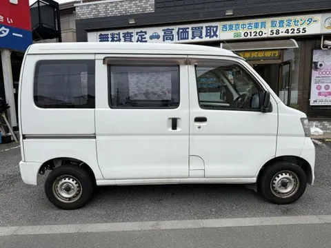 Toyota Pixis Van
