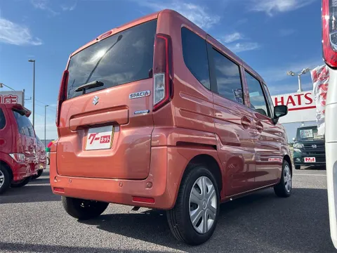 Suzuki Spacia