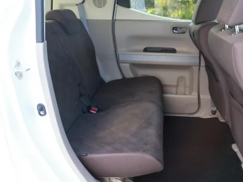 Honda N-BOX Slash