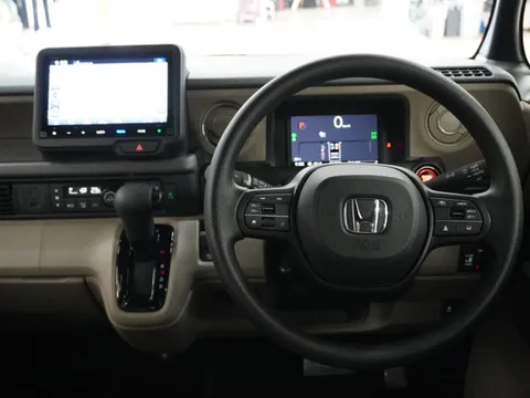 Honda N-BOX Joy