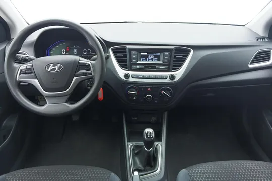 Hyundai Verna