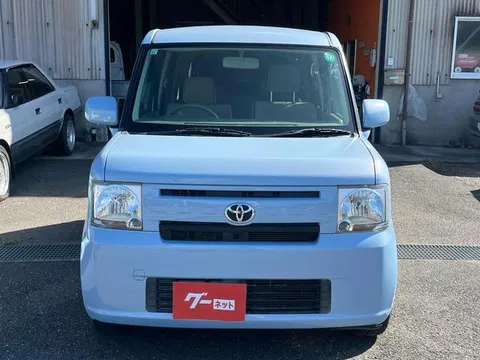 Toyota Pixis Space