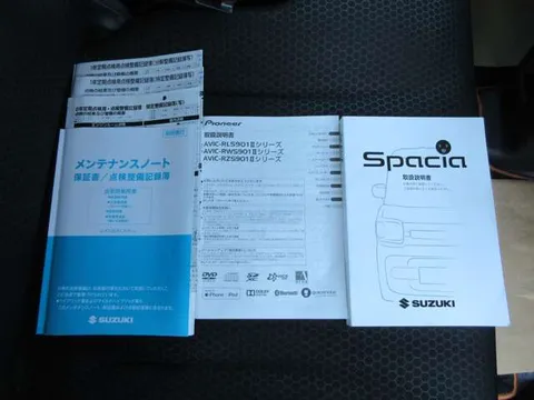 Suzuki Spacia