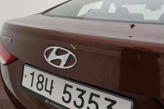 Hyundai Elantra (Avante)
