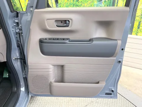 Honda N-BOX Joy