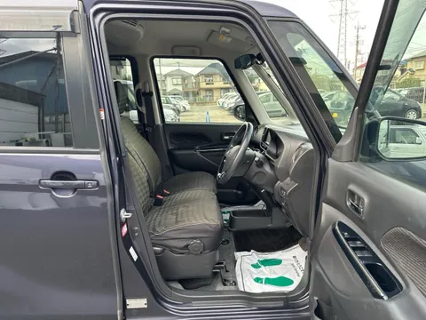 Mitsubishi eK Space Custom